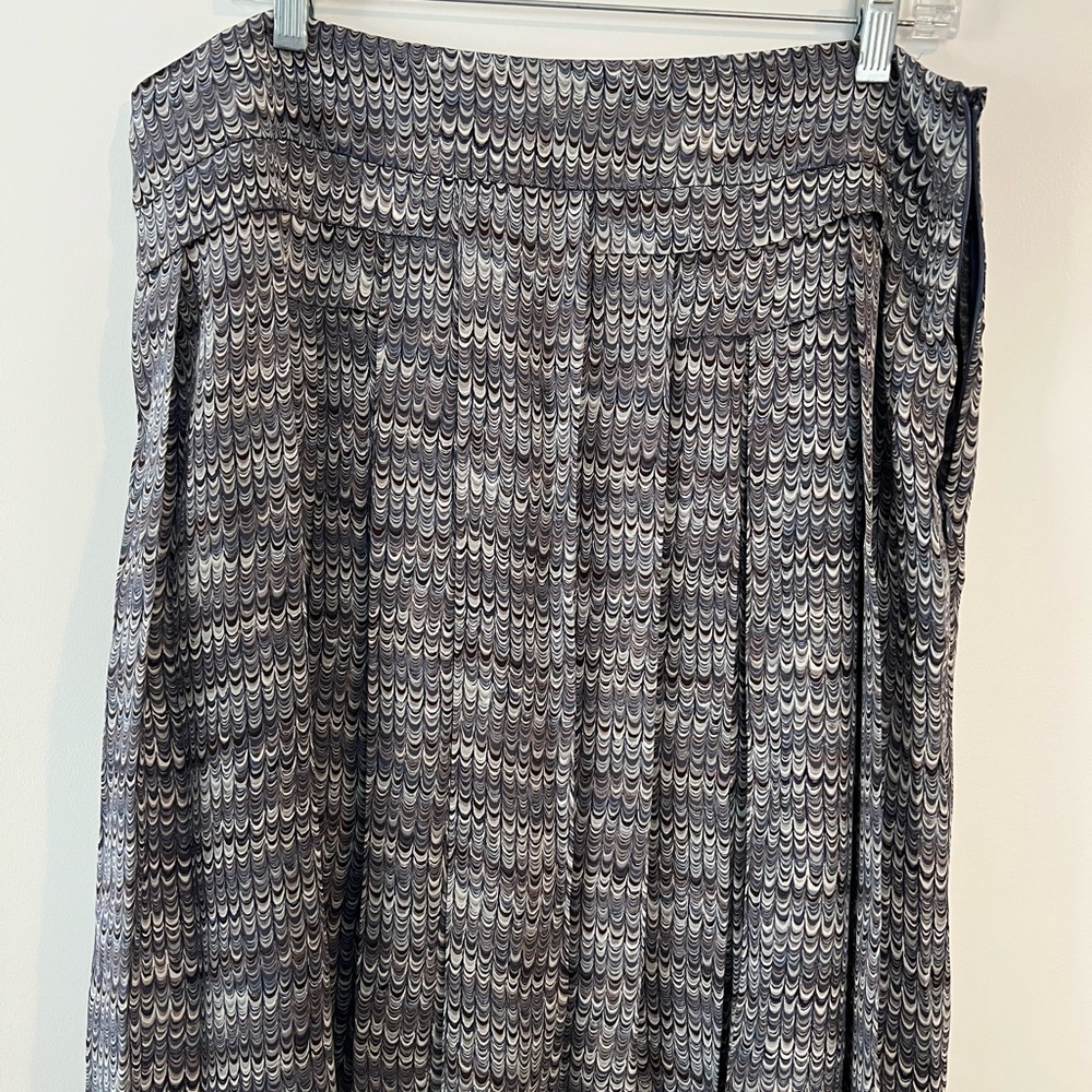 Tory Burch, grey silk box pleated skirt